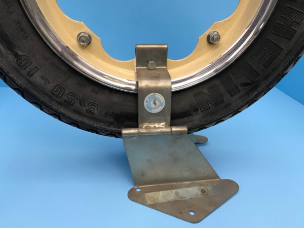 Original Cuppini in-line spare tire holder ~ Lambretta Series 3