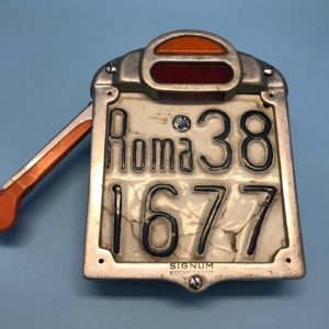 Vespa Signum Semaphore taillight plate holder